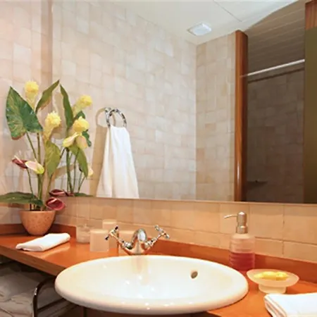 Friendly Rentals Dali Barcelona